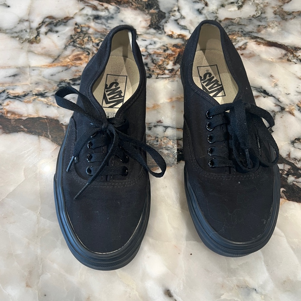 Vans Black Sneakers with Lace-Up Design and Rubber Sole